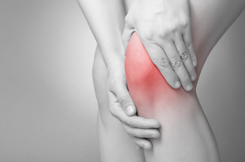 Are you living with Knee Pain? The Regenerative Clinic can help!