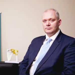 Mr Alun Yewlett