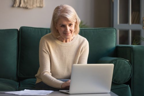 Are you or a loved one suffering with knee arthritis and want to know more about your options? Dial in to our free webinar Wednesday 1st April 2020 5:30pm